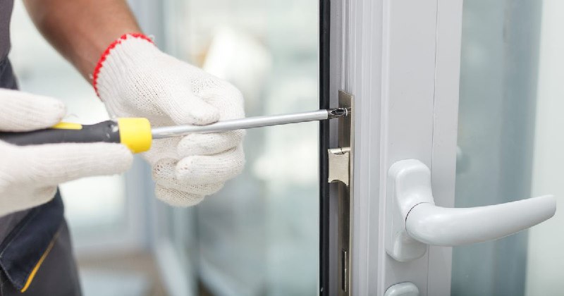 Сервисное обслуживание окон Симферополь. Цена от 376 руб.